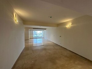 Room in 4 BHK Apartment at Prestige White Meadows, Whitefield – for Rent