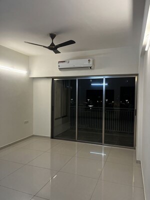 Room in 3 BHK Apartment at HN Safal Applewoods Orchid heights, Sp Ring Road – for Sale