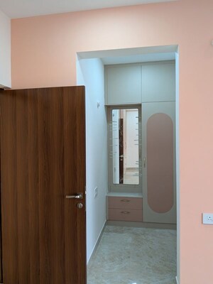 Room in 3 BHK Apartment at Aurobindo Kohinoor, Serilingampally – for Rent