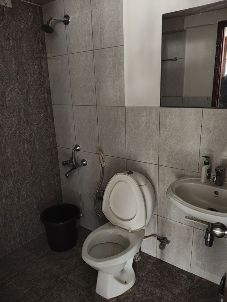 Bathroom, provident-sunworth 2 Bedroom 883 Sq.Ft. Apartment In Mysore Road Bangalore 10765331