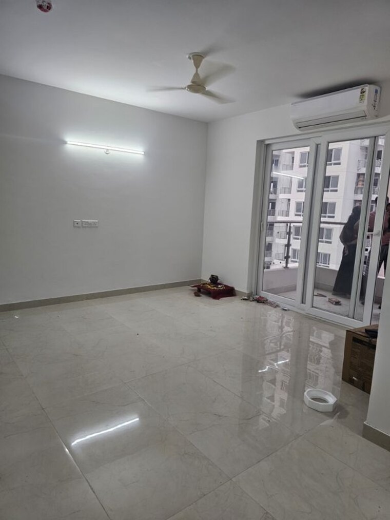 Room, hero-homes-palatial 2 Bedroom 1680 Sq.Ft. Apartment In Sector 104 Gurgaon 10765329
