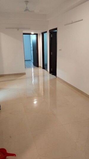 Room in 2 BHK Apartment at Hero Homes Palatial, Sector 104 – for Rent