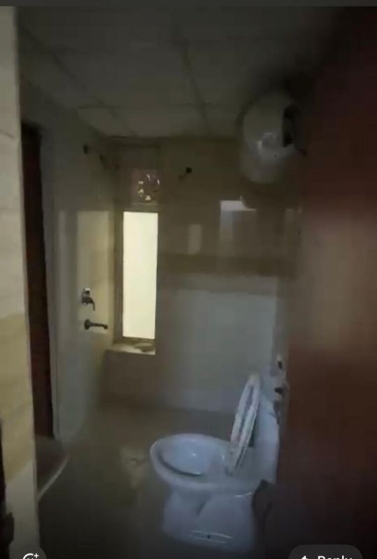 Bathroom, supertech-ecociti 3 Bedroom 1505 Sq.Ft. Apartment In Sector 137 Noida 10765322