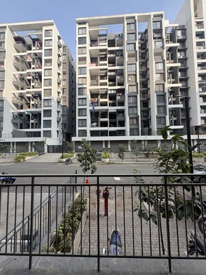  Shop – Exterior View View at Rama Metro Life, Tathawade - for Rent