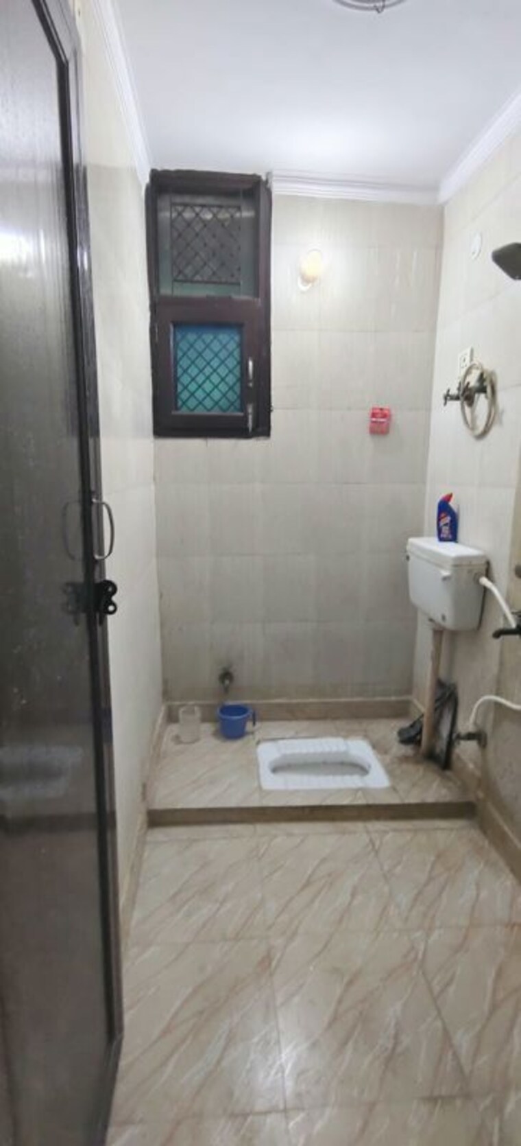 Bathroom, dwarka mor 2 Bedroom 650 Sq.Ft. Builder Floor In Dwarka Mor Delhi 10765389