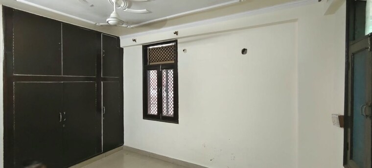 Room, dwarka mor 2 Bedroom 650 Sq.Ft. Builder Floor In Dwarka Mor Delhi 10765389