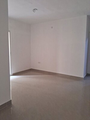 2 BHK Apartment For Rent in Dahisar East