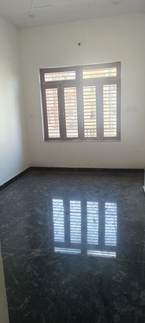 Room in 2 BHK Independent House at Kalindi Vihar – for Rent