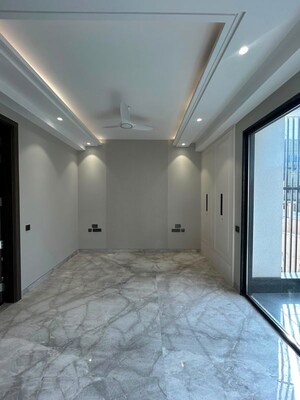 Room in 4 BHK Builder Floor at Anand Niketan – for Sale