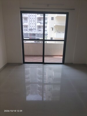 Room in 3.5 BHK Apartment at Mittal Crosswinds, Baner – for Sale