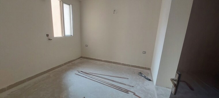 Room, sector 76 3 Bedroom 1375 Sq.Ft. Apartment In Sector 76 Noida 10765475