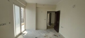 Room in 3 BHK Apartment at Sector 76 – for Rent