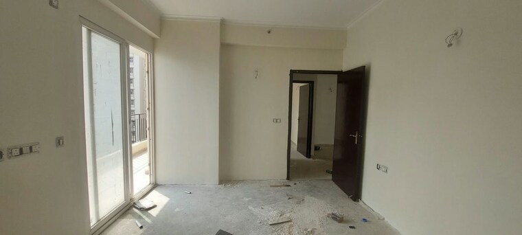 Room, sector 76 3 Bedroom 1375 Sq.Ft. Apartment In Sector 76 Noida 10765475