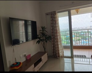 Room in 2 BHK Apartment at Lodha Amara, Kolshet Road – for Sale
