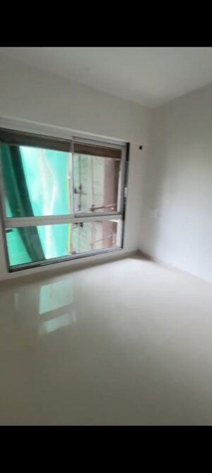 Room in 3 BHK Apartment at Shreeji Eternity, Malad West – for Sale