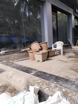  Shop – Exterior View View at Link Plaza, Andheri West - for Rent