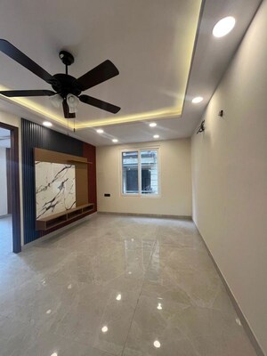 3 BHK Builder Floor For Sale in Chattarpur