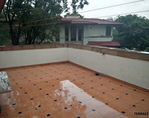 Balcony in 5 BHK Villa at Unitech Vista Villas, Sector 45 – for Rent