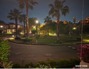 5 BHK Villa – Garden View at Unitech Vista Villas, Sector 45 - for Rent