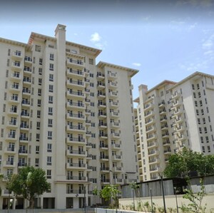 2.5 BHK Apartment For Rent in Emaar Emerald Estate, Sector 65