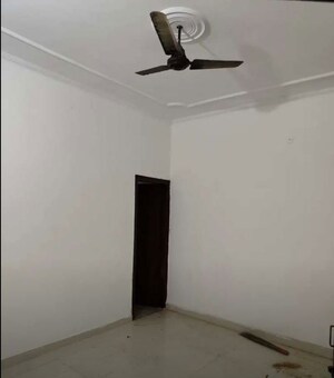 Room in 2 BHK Independent House at Gamma I Greater Noida – for Rent