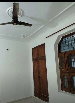 Room in 2 BHK Independent House at Gamma I Greater Noida – for Rent