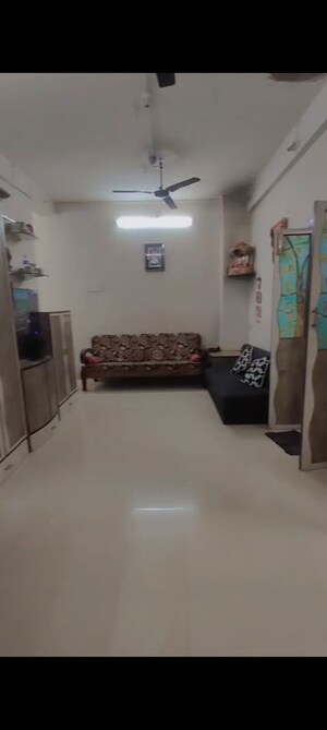 1 BHK Apartment For Rent in Ghatkopar West