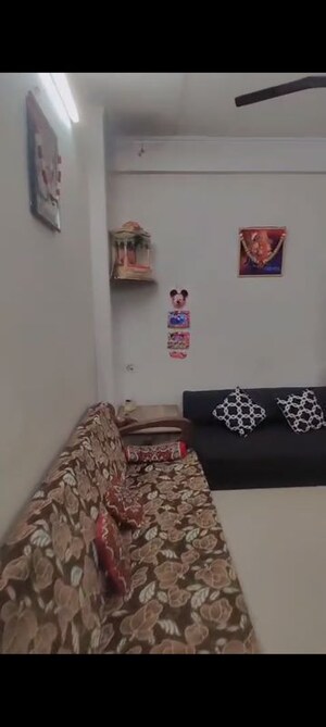 Living Room in 1 BHK Apartment at Ghatkopar West – for Rent