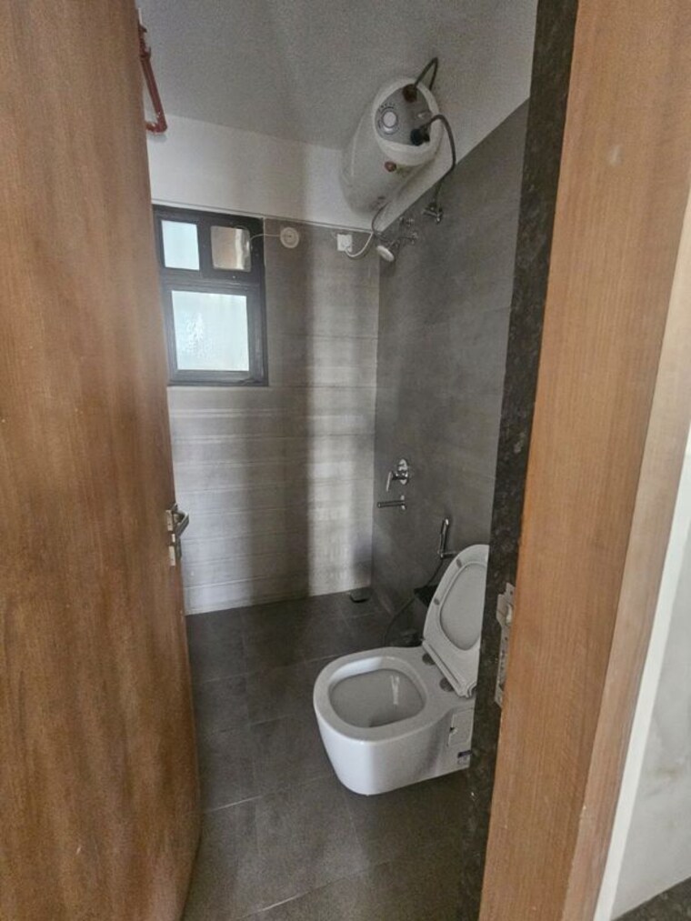 Bathroom, majestique-signature-towers 3 Bedroom 1298 Sq.Ft. Apartment In Balewadi Pune 10765630