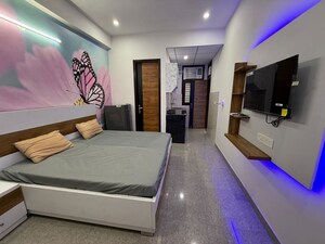 Room in 1 RK Apartment at Maruti Vihar Saraswati Vihar, Saraswati Vihar – for Rent