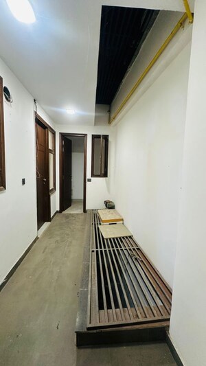 Building Lobby in 4 BHK Builder Floor at Saket – for Rent