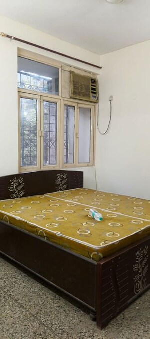 Bedroom in 3 BHK Builder Floor at Sector 57 – for Sale