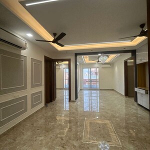 Building Lobby in 3 BHK Apartment at Vipul World Floors, Sector 48 – for Rent