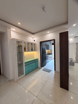 Room in 3 BHK Apartment at Rishita Mulberry Heights, Sushant Golf City – for Rent