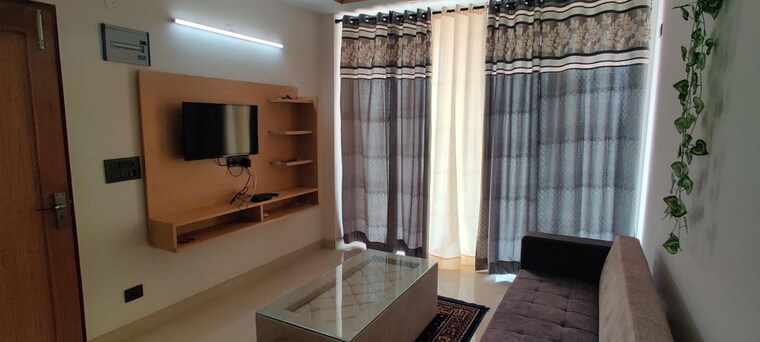 Living Room, jaypee-kensington-boulevard 6 Bedroom 5000 Sq.Ft. Independent House In Sector 131 Noida 10765682