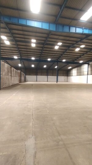  Warehouse For Rent in Amane
