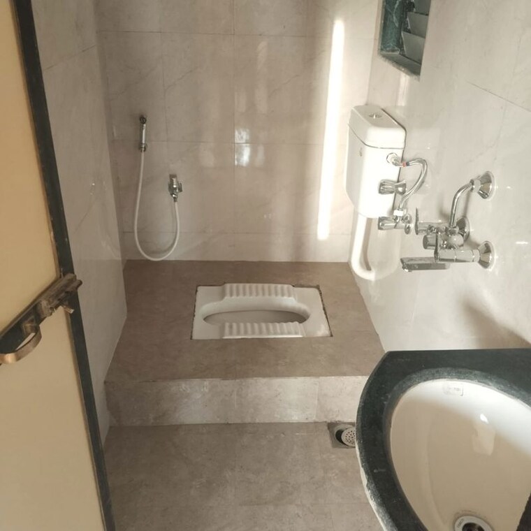Bathroom, shree-ram-samarth-chs 2 Bedroom 560 Sq.Ft. Apartment In Goregaon West Mumbai 10765737