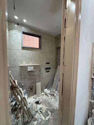 Bathroom in 4 BHK Builder Floor at Rohini Sector 11 – for Sale