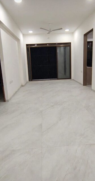 3 BHK +Apartment For Rent in Mangesh Darshan Apartment in Santacruz West, Mumbai