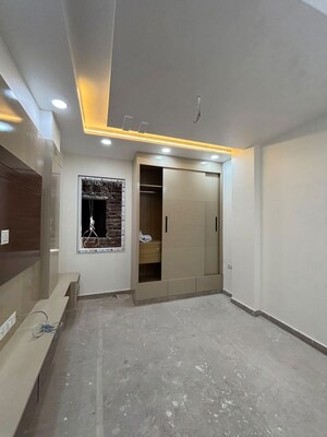Building Lobby in 3 BHK Builder Floor at Rohini Sector 11 – for Sale