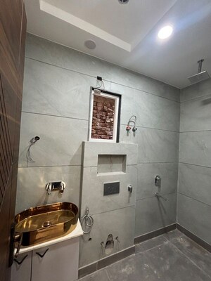 Bathroom in 3 BHK Builder Floor at Rohini Sector 11 – for Sale