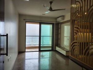 Room in 3 BHK Apartment at Runwal Bliss, Kanjurmarg East – for Rent