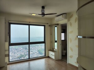 Room in 3 BHK Apartment at Runwal Bliss, Kanjurmarg East – for Rent