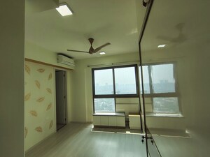 Room in 3 BHK Apartment at Runwal Bliss, Kanjurmarg East – for Rent