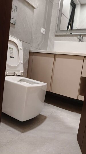 Bathroom in 4 BHK Builder Floor at Hauz Khas – for Rent