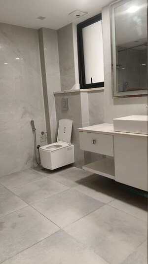 Attached Bathroom in 4 BHK Builder Floor at Hauz Khas – for Rent