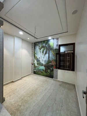 Room in 3 BHK Builder Floor at Rohini Sector 16 – for Sale