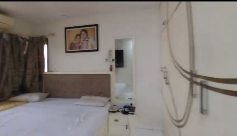 Bathroom, china-link-apartment 3 Bedroom 1500 Sq.Ft. Apartment In Malad West Mumbai 10765825
