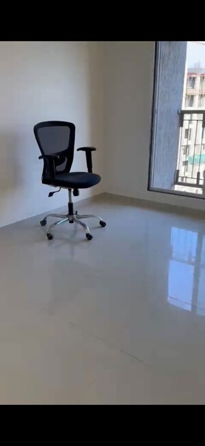 Room in 1 BHK Apartment at Vihang Valley Phase 3, Kasarvadavali – for Sale