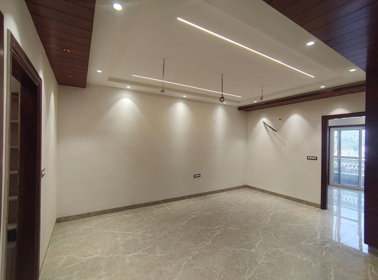 Room, shiv-sai-emerald-heights 3 Bedroom 1650 Sq.Ft. Apartment In Sector 88 Faridabad 10749156